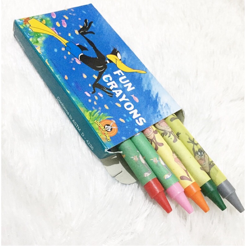 

Original Cathay Pacific Looney Tunes Warner Bros Studio Daffy Duck Crayon Krayon Pensil Warna Gambar Anak