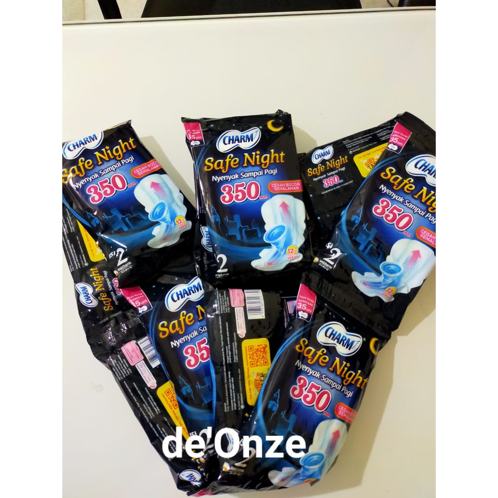 Charm Pembalut Safe Night Wing Sachet 10x35cm
