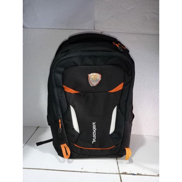 Tas ransel merk TRACKER dengan slot laptop