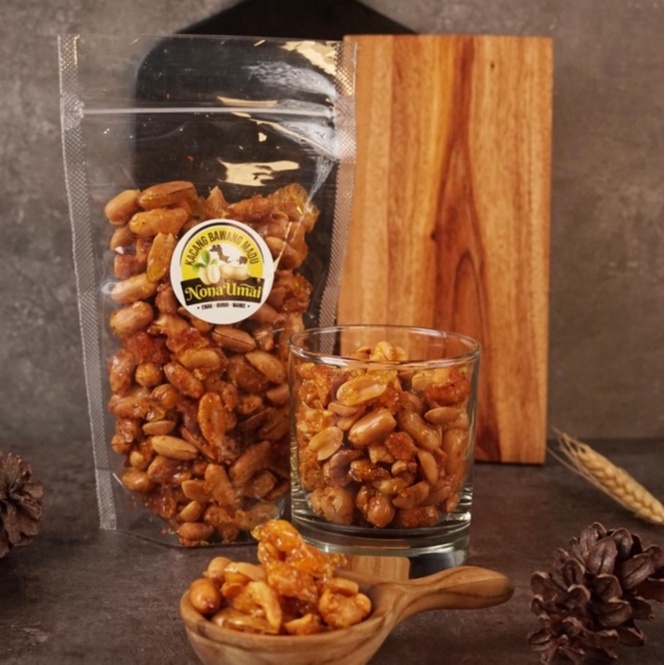 

Nona Umai Kacang Bawang Madu 55g & 160gr | Kacang Enak | Camilan Kacang | Manis | Camilan Kekinian |