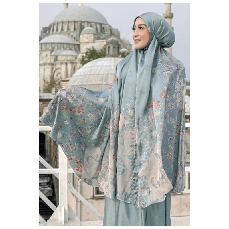 topkapi prayer robe