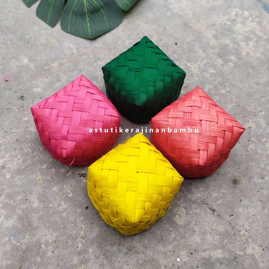 Besek Bambu Warna 5 x 5 cm / Besek Mini / Besek Pithi / Pipithi Warna / Besek Jogja Murah