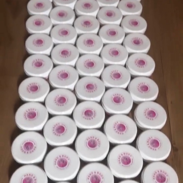 HB Whitening Glowing Lotion