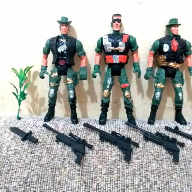 sofi.id MAINAN ROBOT TENTARA KTG ID 26 RB