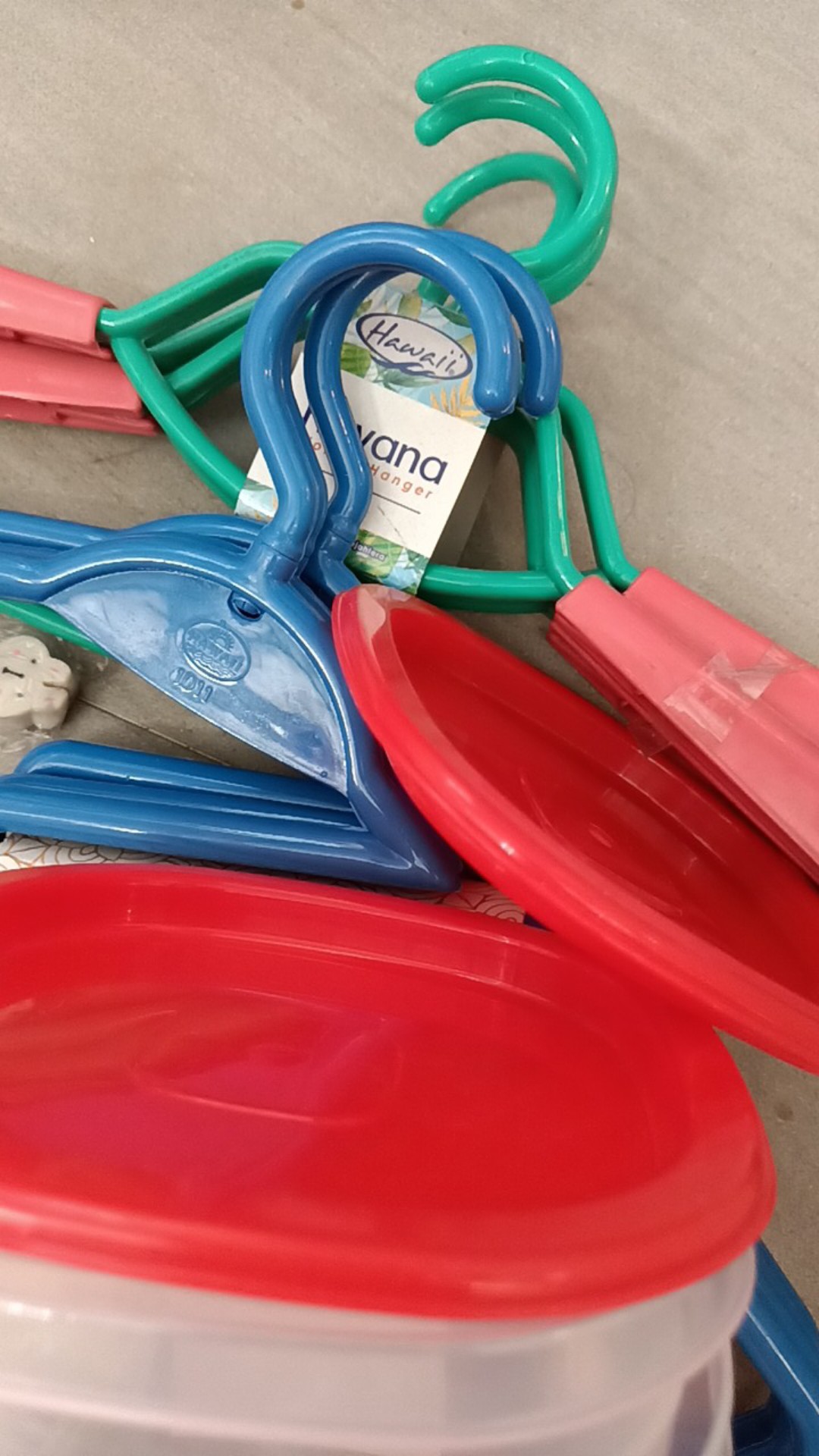 Anekagrosir | Gantungan Baju Isi 3 Set - Hanger Baju Isi 3 - Hook Gantungan Baju 3in1 Hawaii 1018