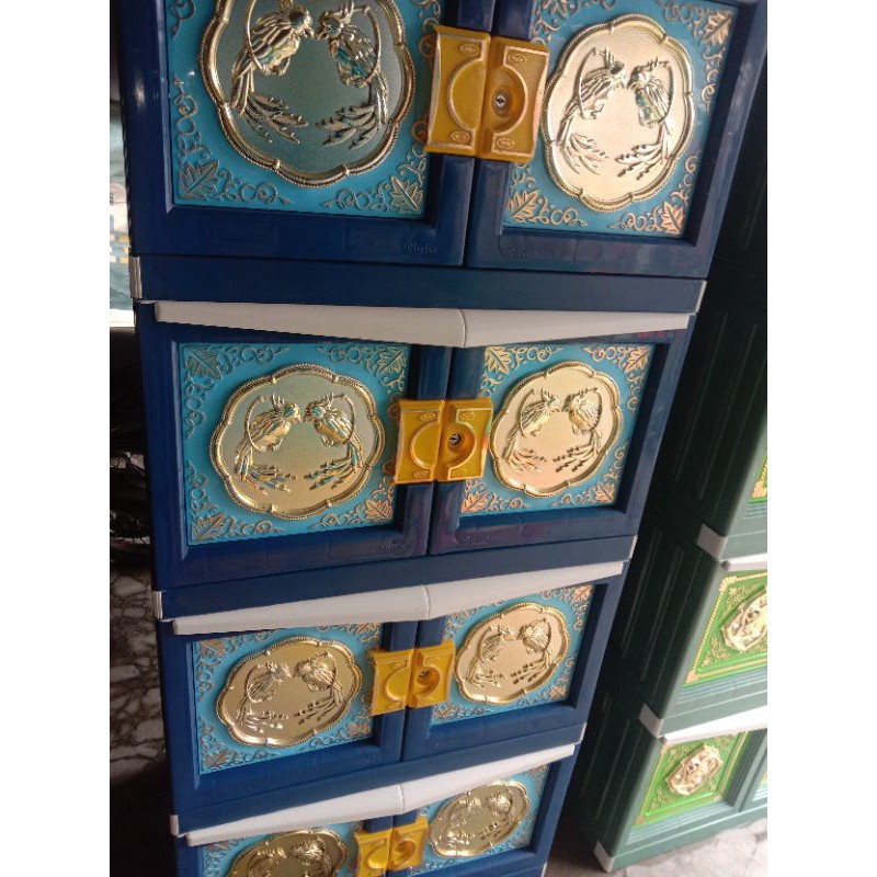 lemari plastik 4 tingkat kunci