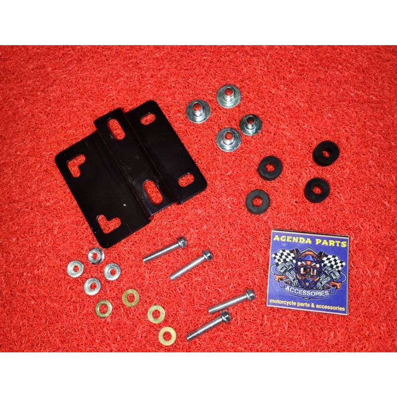 BREKET BRACKET BRAKET DUDUKAN SPAKBOARD SPAKBOR SLEBOR SEMI TRAIL WARNA HITAM .HONDA WIN 100