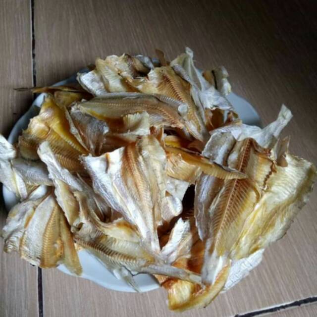 

Ikan kerupuk atau ikan asin tawar