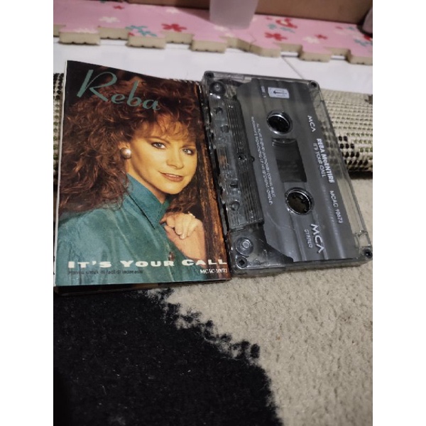 kaset pita reba mcentire