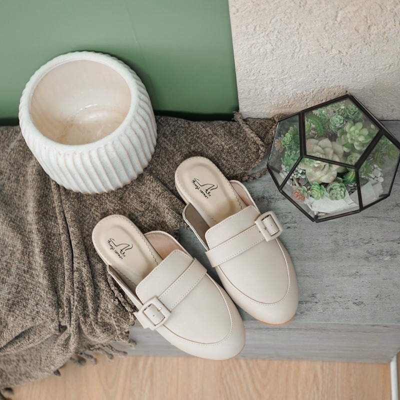 CATLYN MULES - Sepatu wanita / Mules wanita