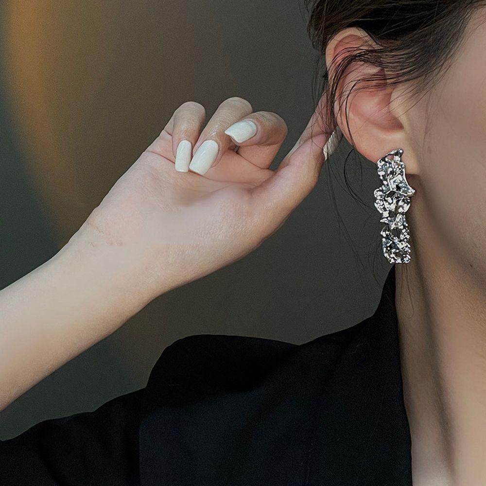 Mxbeauty Tidak Teratur Logam Pejantan Anting Trendi Berongga Berkilau Klip Anting Putri Telinga Giwang Perhiasan Hadiah Menjuntai Anting-Anting Vintage Gaya Korea