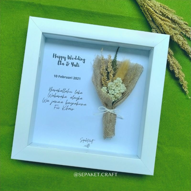 Dried flower in fram / Pressed Flower Frame / Kado ultah / Kado Wedding / Flower Frame