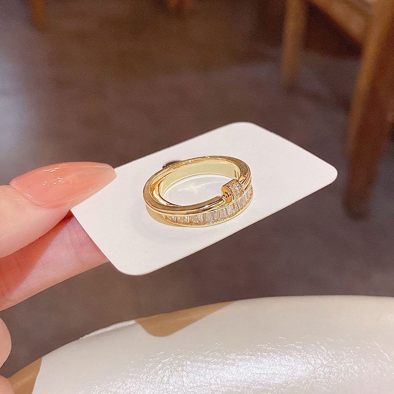 Cincin Jari Telunjuk Desain Lingkaran Polos Hias Zirkon Untuk Wanita