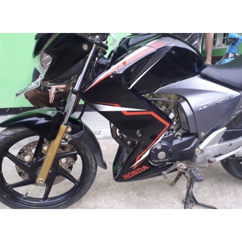 HALF FAIRING NEW MEGAPRO MODEL Z250