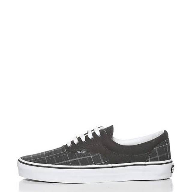 vans era woven plaid