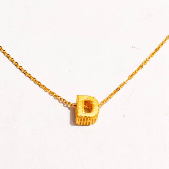 kalung huruf d model terbaru kalung nagita emas asli kadar 700 hadiah ultah