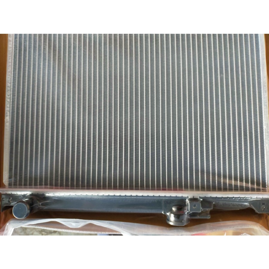 Radiator Suzuki Sidekick Escudo Vitara Aftermarket