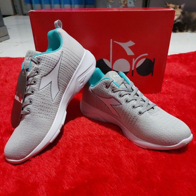 READY DIADORA X RUN LIGHT 5 W ORIGINAL size 39