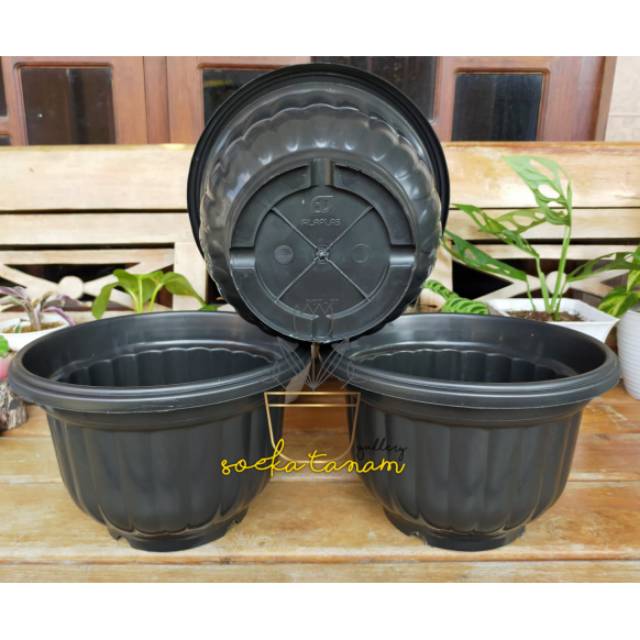 Pot 30 Hitam / Pot tanaman / Pot Hitam /Pot bunga