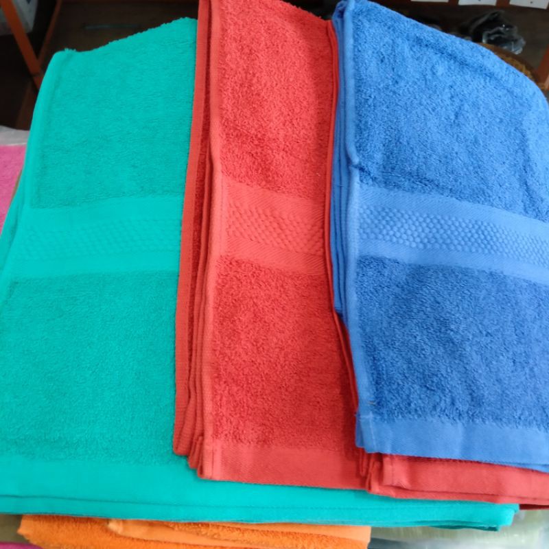 handuk mandi mutia 70x140