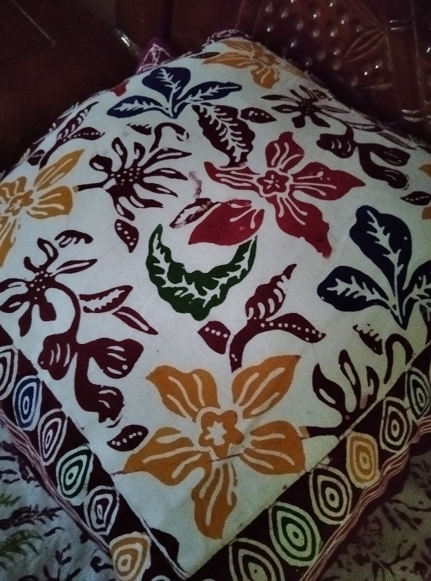 Taplak Meja Batik | Sarung Bantal +taplak Meja |kursi 5 /  Batik Cap & Canting Colet