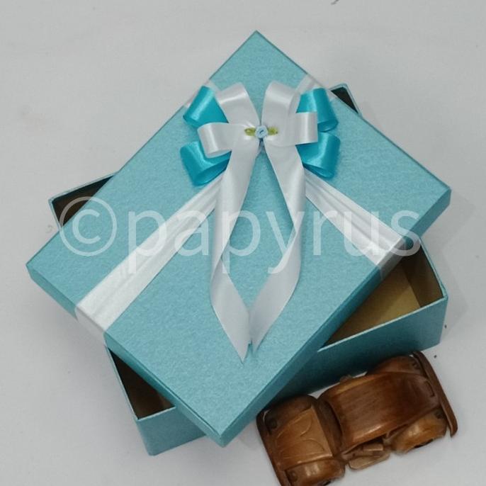 

[COD] Papyrus 17,5x22,5 tinggi 10cm Kotak Kado Gift Box Hadiah [COD]
