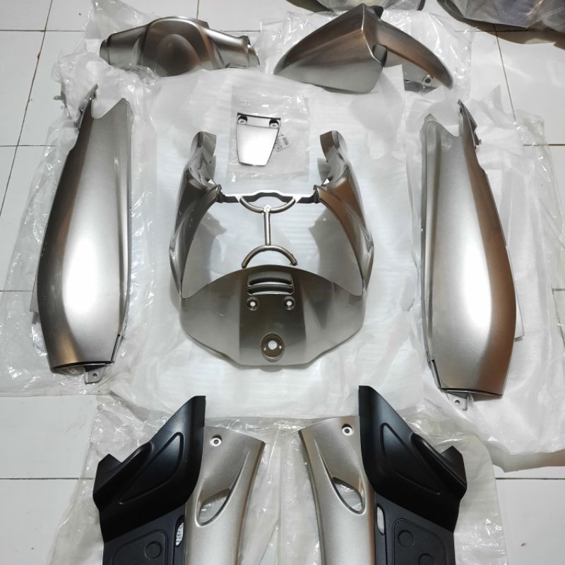 BODY ALUS NOUVO LELE NOUVO MY ORIGINAL YAMAHA VIETNAM WARNA SILVER