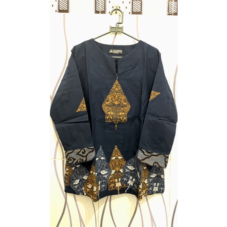 ADINATA BLOUSE BATIK (PRELOVED)