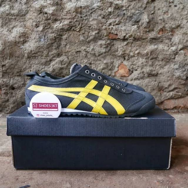 ONITSUKA TIGER MEXICO 66 SLIP ON BLACK YELLOW