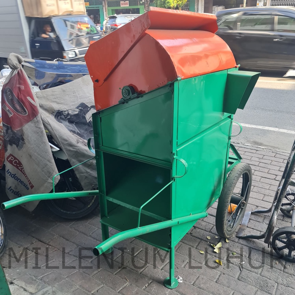 Perontok padi lokal