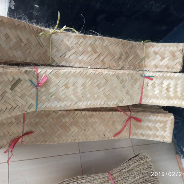 Besek anyaman pelapis sarang walet sirip walet ukuran 20x100
