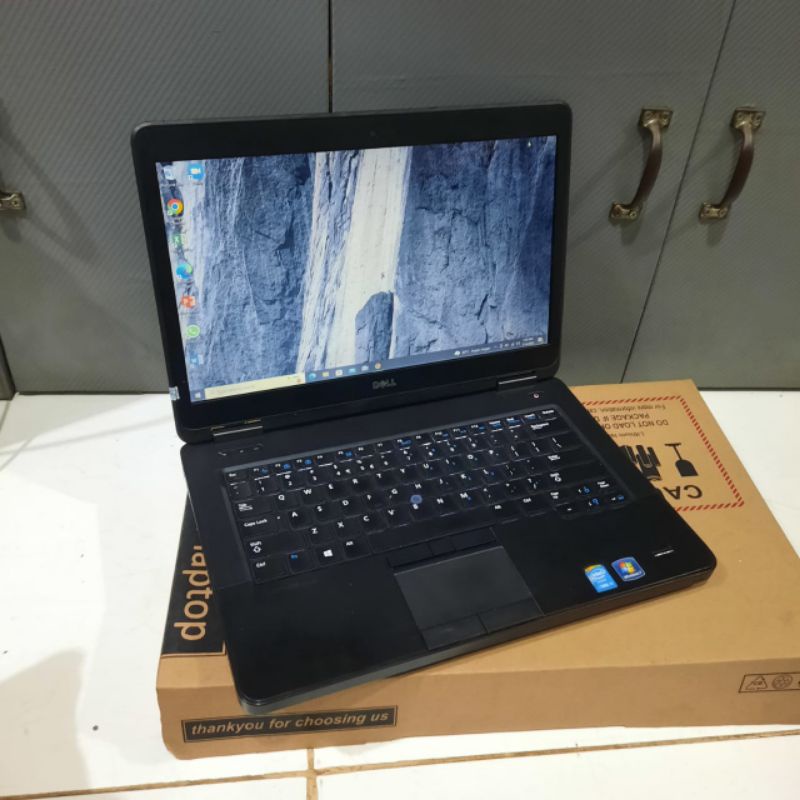 Laptop DELL LATITUDE E5440, Core i7-4600U, Ram 8GB/1TB HDD Nvdia Geforce GT 720M 2GB gaming editing desain siap pakai