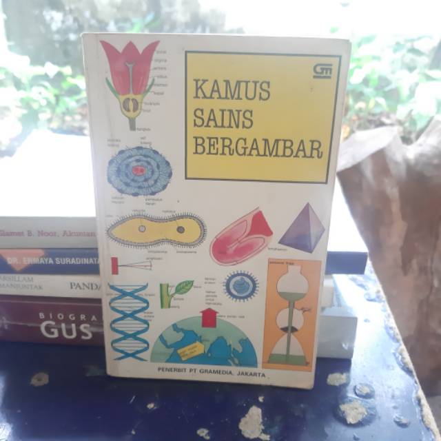 

KAMUS SAINS BERGAMBAR