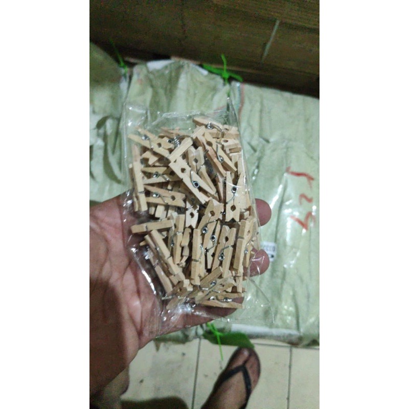 

jepit foto isi 100 panjang 2.5 cm