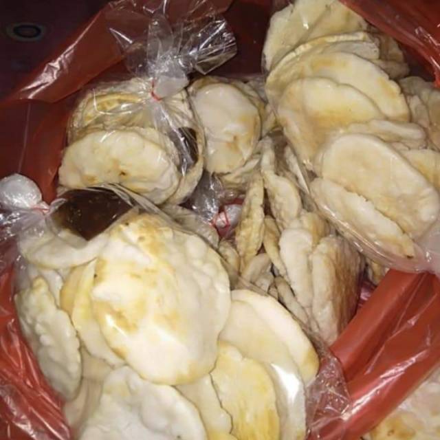 

Kemplang bantet rasa ikan, khas Lampung, isi 15pcs