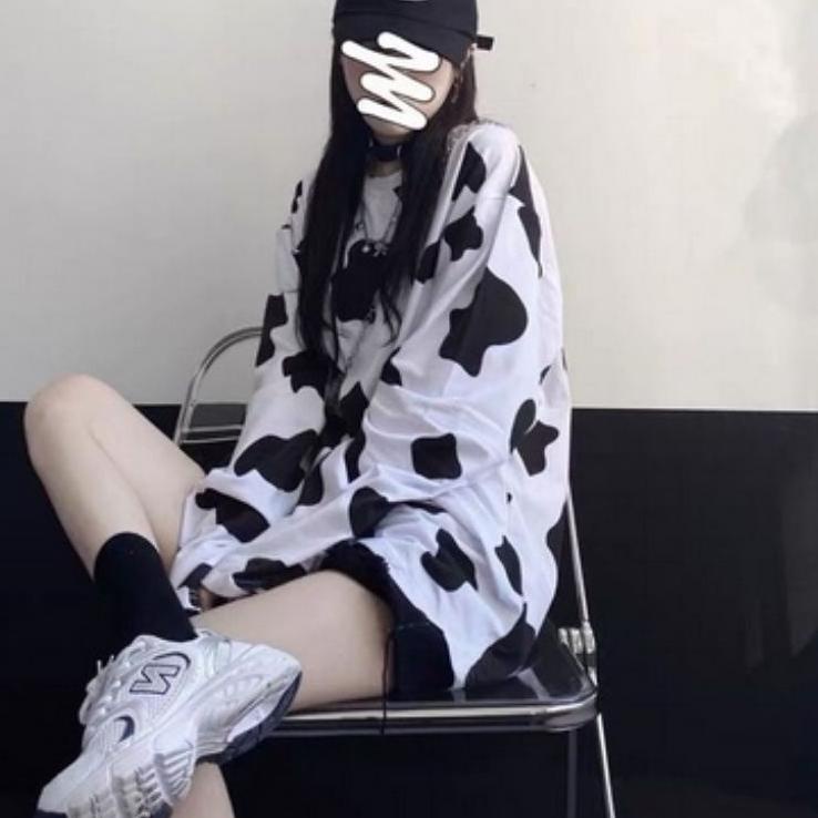 First Surprise SWEATER OVERSIZE MOTIF COW / SWEATER COW / SWEATER SAPI / SWEATER WANITA / SWEATER CE