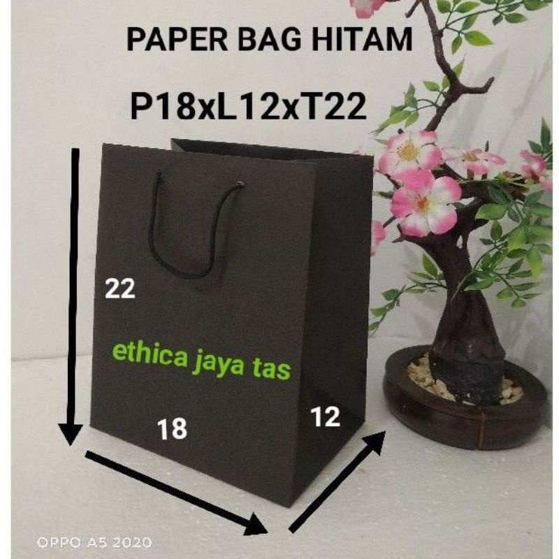 paperbag hitam R5 18x22