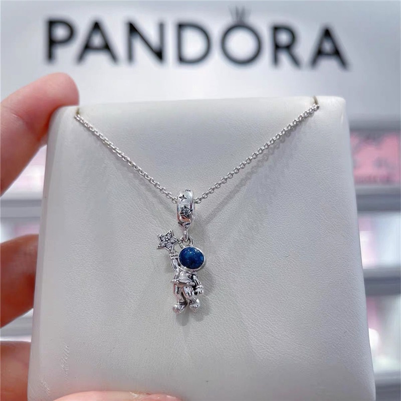 Pandora Kalung 925 Silver Cubic Zirconia Liontin Astronot Aksen Berlian Untuk Wanita