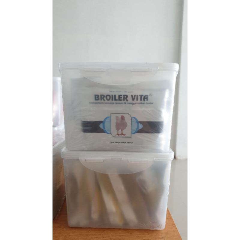 

BROILER VITA 1 kg isi 10 sachet @100gram + Bonus 2pc sendok