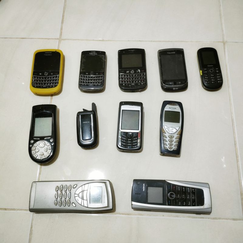 Gambling HP jadul BB, Nexian, Nokia