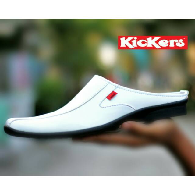 SEPATU KASUAL ELEGAN SANTAI BUSTONG KICKERS