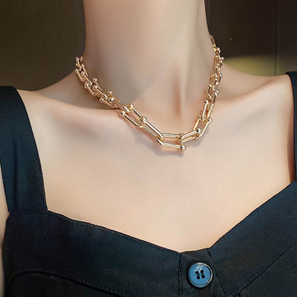 Kalung Rantai Choker Bentuk U Geometris Warna Emas Gaya Punk Untuk Pria Dan Wanita