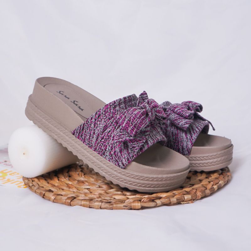 sandal wedges wanita sarasara bara/ sendal wedges wanita sara sara bara