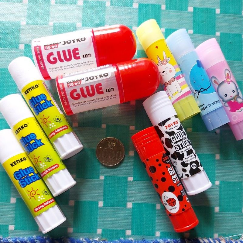 

LEM KERTAS/LEM STIK/GLUE STICK DIJUAL SATUAN/PER BIJI