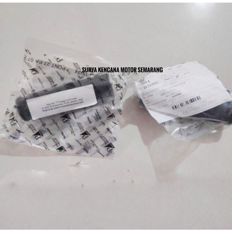 Hanfat hand grip grip Vespa Matic LX S iget Primavera 150cc Sprint 150cc sepasang 666845 666965