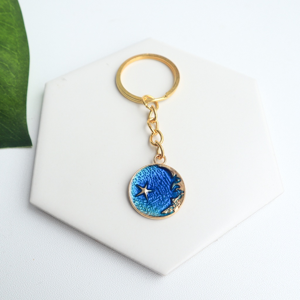 Gantungan kunci aesthetic enamel epoxy ganci starry night theme keychain aksesoris Lovelyhandproject