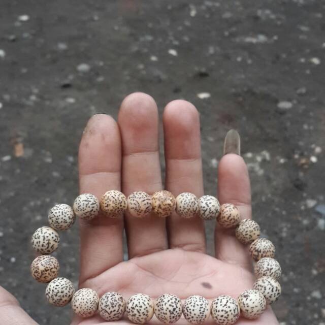 Gelang biji rotan atau buah penjalin 10 mm