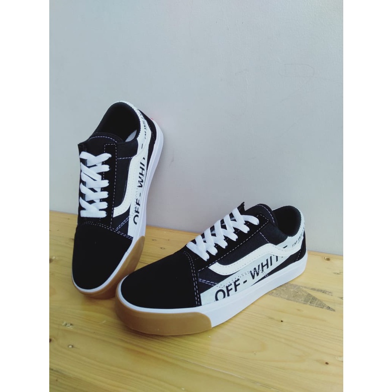 Sepatu Sneakers Premium Sepatu Pria Sneakers Sepatu Sneakers Wanita Off White Premium Quality Terlaris