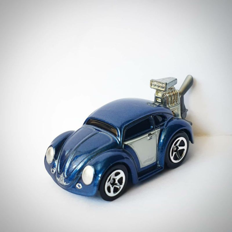Hotwheels beetle blue