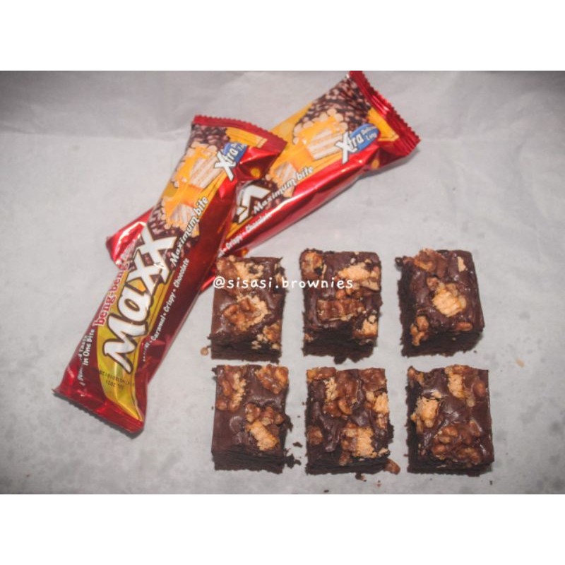 

Sisasi Kitchen BENG-BENG Fudgy Brownies Shiny Crust/Brownies Panggang/Brownies Coklat 22x10cm